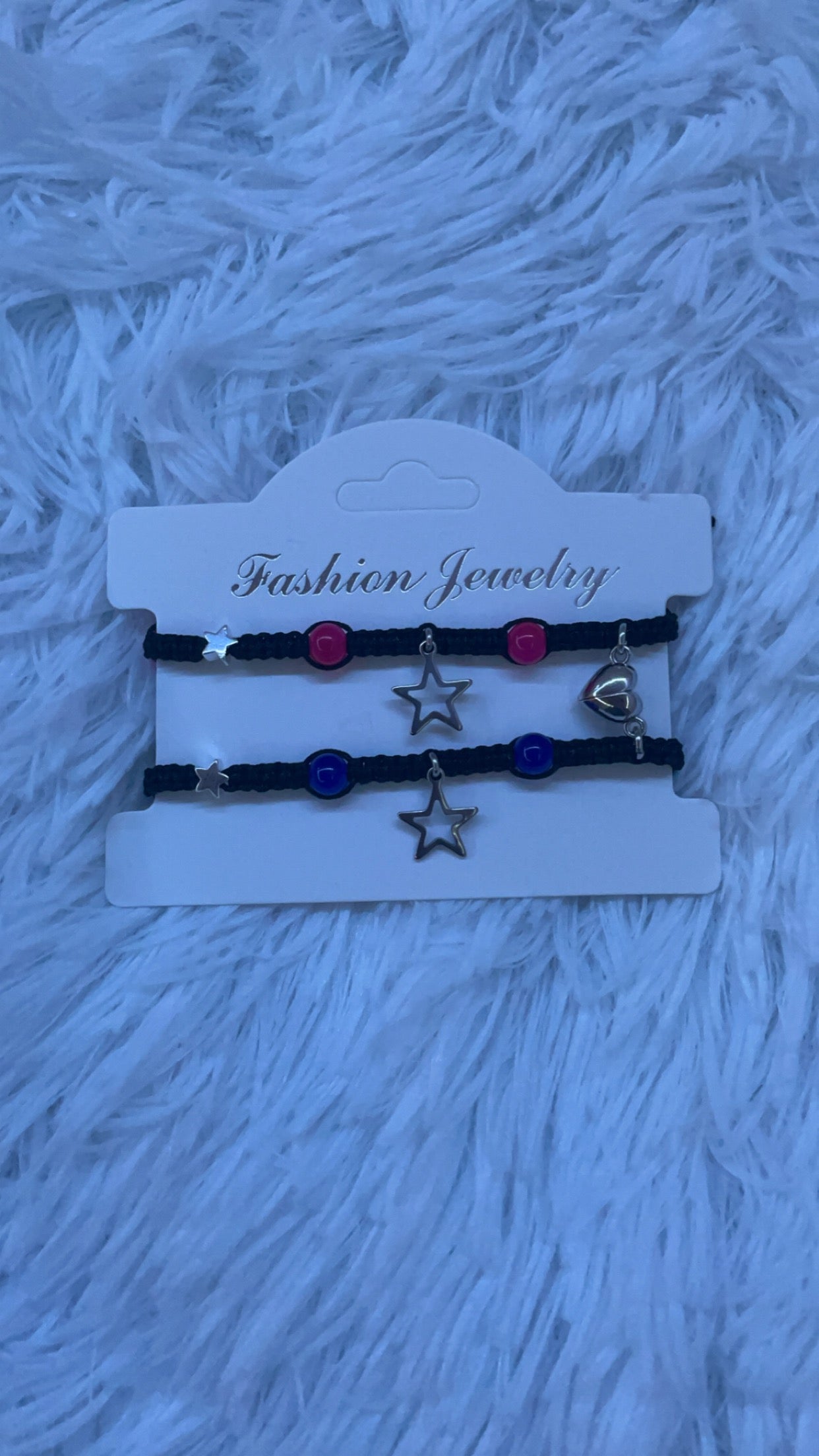 Pulseras a juego de Tv Girl